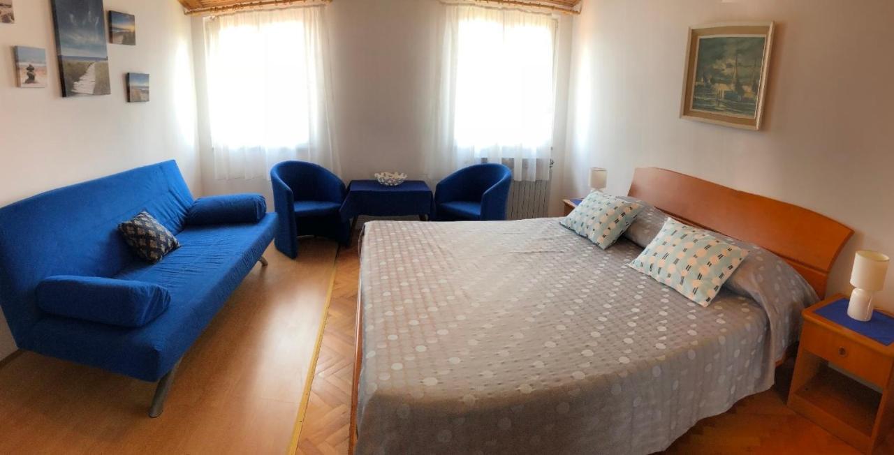 Odak App Rovigno Esterno foto